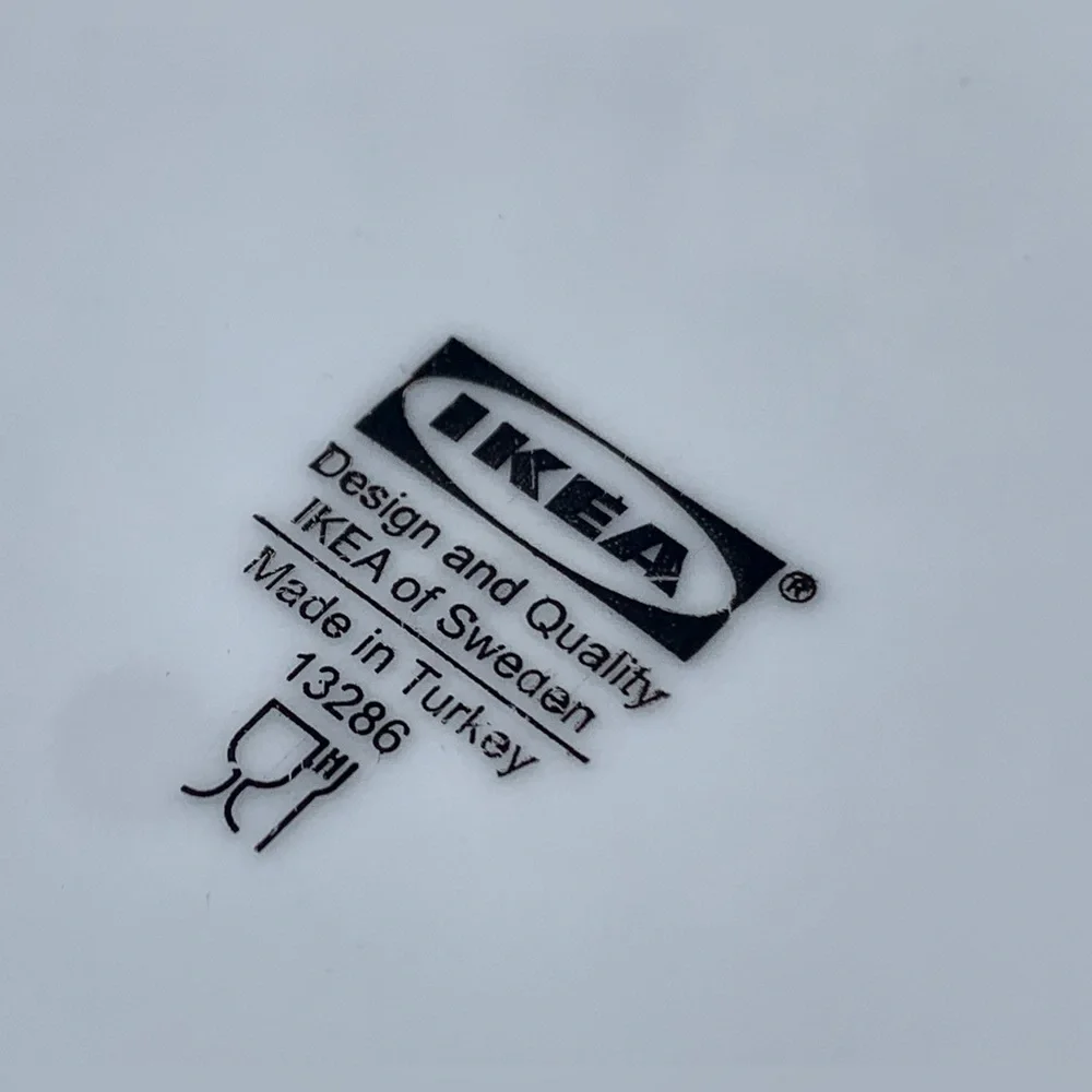 Discontinued White IKEA VARDERA 13286 Soft Angle Square Dinner Plate Replacement
